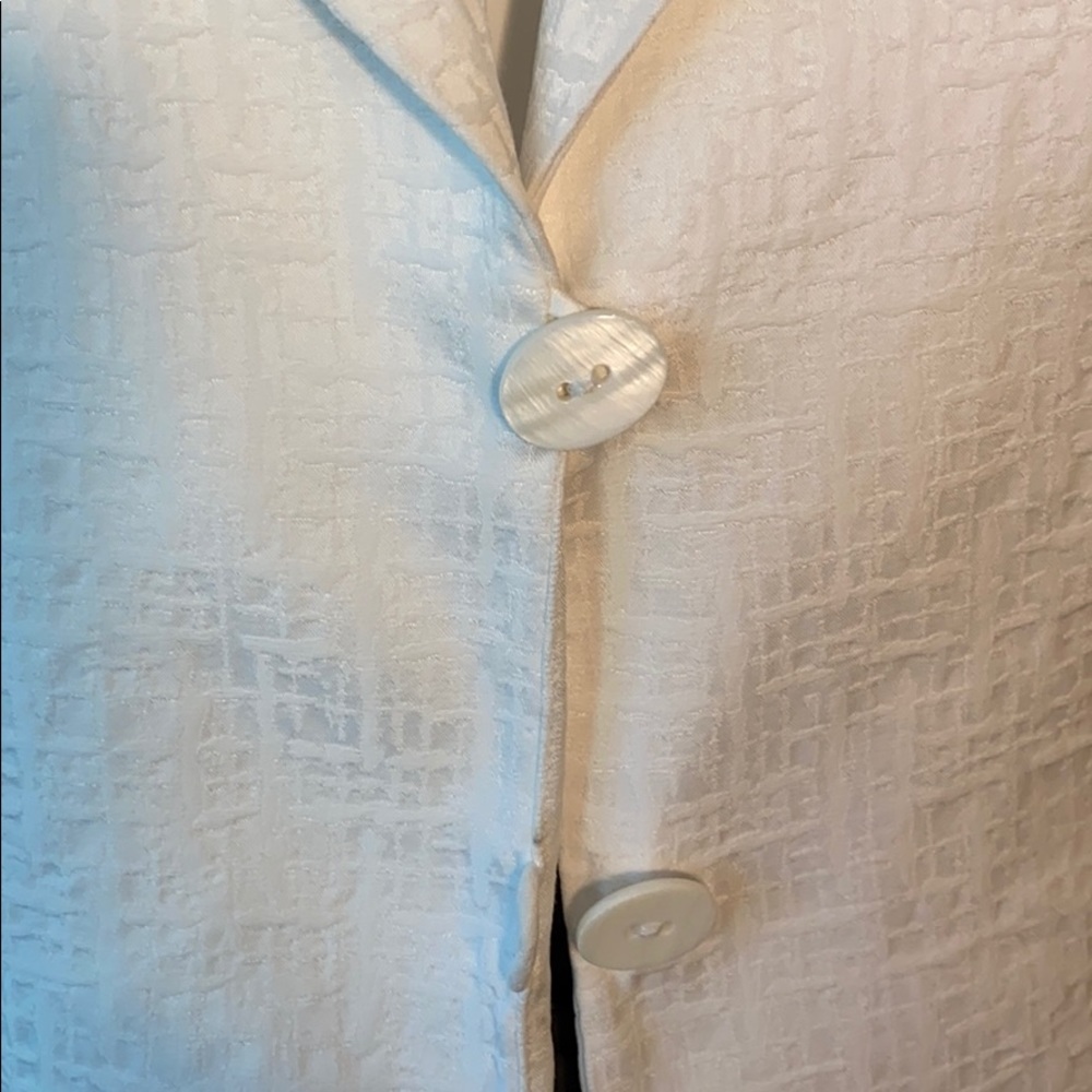 Doncaster Single Breasted White Jacket - image 4